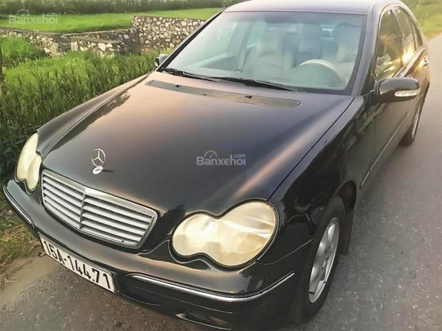 Bán Mercedes C200 đời 2002, màu đen - LH 0989872966