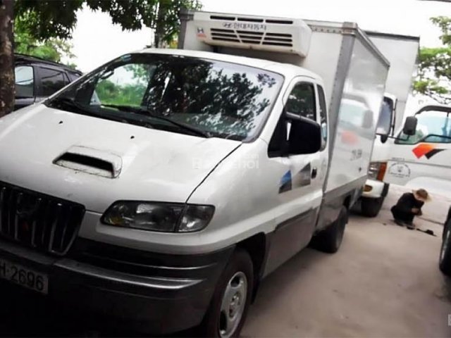 Bán xe Hyundai Libero đời 2003, màu trắng, giá tốt