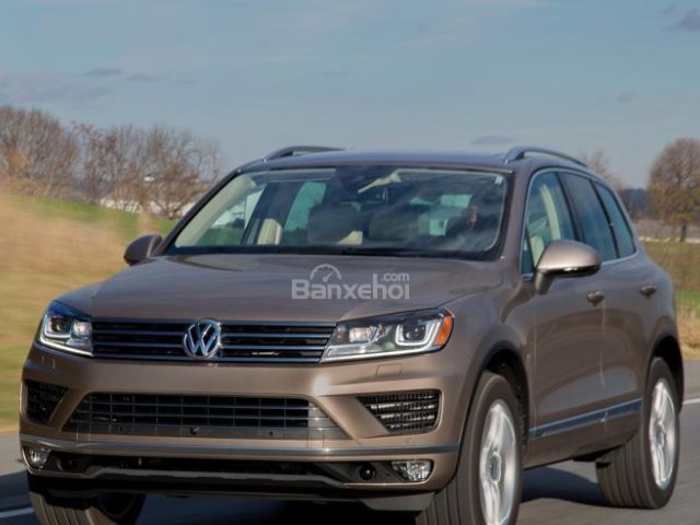 Bán ô tô Volkswagen Touareg GP đời 2017, màu nâu, nhập khẩu nguyên chiếc, giá tốt nhất thị trường
