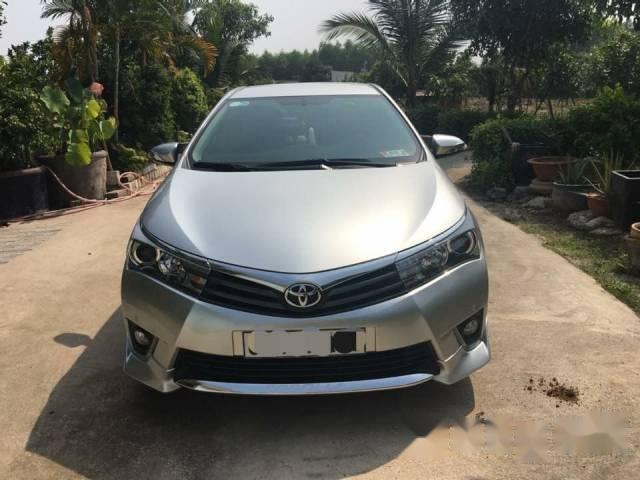 Bán ô tô Toyota Corolla altis 2.0 đời 2014 chính chủ