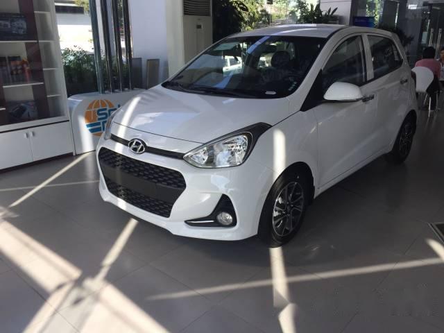 Bán ô tô Hyundai Grand i10 1.0MT đời 2017, màu trắng