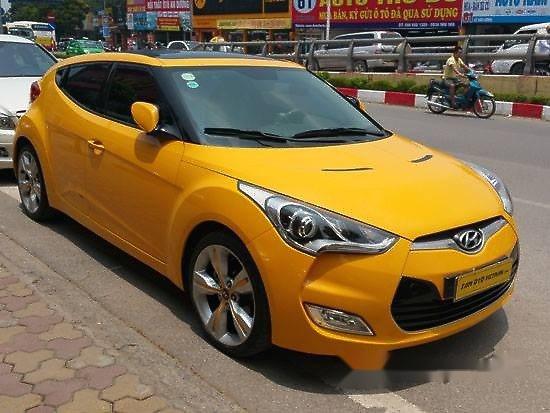 Bán gấp Hyundai Veloster GDI năm 2011, màu vàng, xe nhập