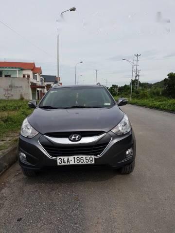 Bán xe cũ Hyundai Tucson năm 2010, màu đen, xe nhập như mới