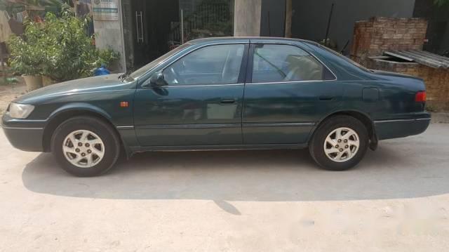 Bán xe Toyota Camry đời 1999, máy khỏe êm