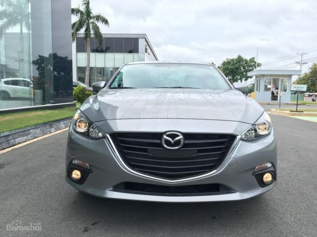 Bán xe Mazda 3 FL mới 100%, đủ màu giá cực ưu đãi, đặc biệt có xe giao ngay tại Bình Dương