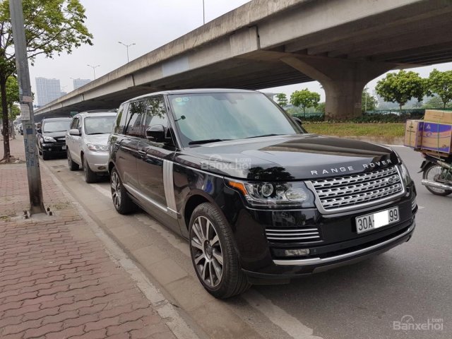 Cần bán LandRover Range Rover Autobiography LWB sản xuất 2014, màu đen, đăng ký 2016