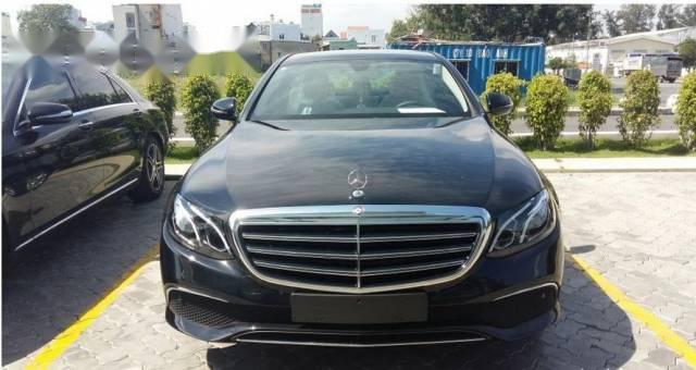 Bán xe Mercedes Benz E Class 2017, số tự động, 2099 tỷ