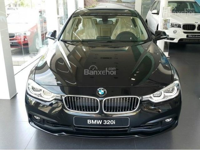 Cần bán BMW 3 Series 320i đời 2017, màu đen, nhập khẩu chính hãng