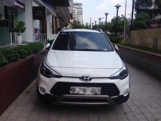 Hyundai i20 Active sản xuất 2017  nhập khẩu nguyên chiếc, mua xe chỉ từ 120 triệu đồng. LH: 0938.896.002