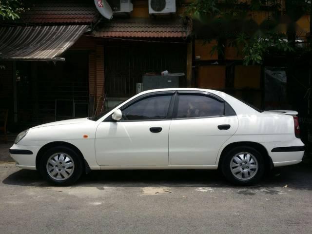 Cần bán lại xe Daewoo Nubira 1.6 đời 2003, máy móc gầm bệ được bảo dưỡng thường xuyên