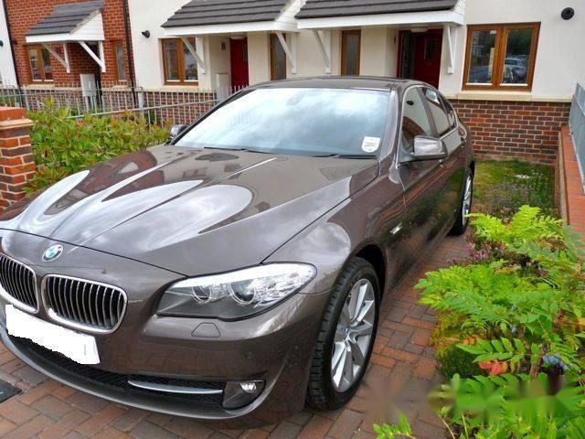 Bán xe BMW 523i 2011, nhập khẩu từ Đức, còn rất mới