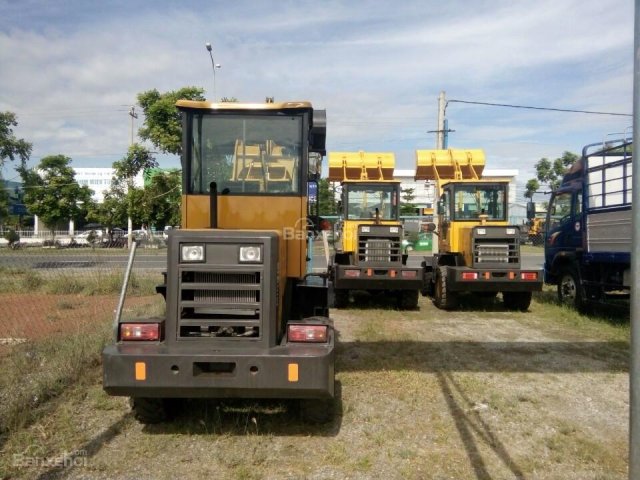 Bán xe xúc lật xe nâng nhập khẩu tại Đà Nẵng