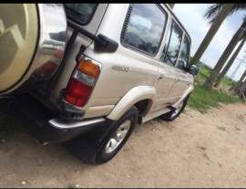 Bán Toyota Land Cruiser sản xuất 1997, nhập khẩu, giá chỉ 280 triệu