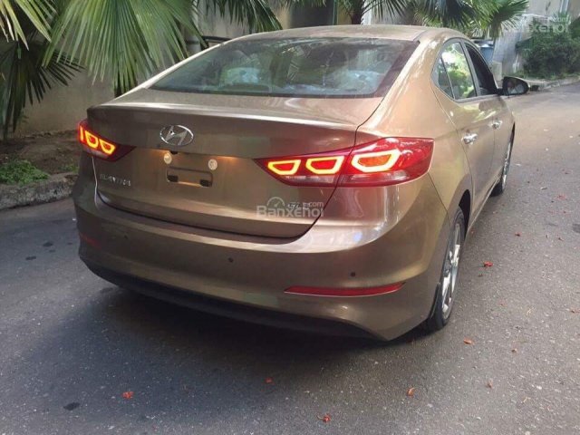 Giá xe Hyundai Elantra 2018, giá tốt nhất, hỗ trợ trả góp đến 80%