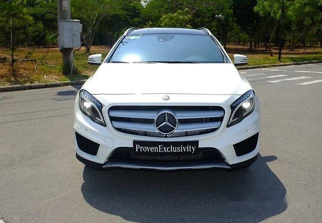 Bán Mercedes GLA250 sản xuất 2015, màu trắng, nhập khẩu đẹp như mới