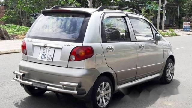 Bán xe cũ Daewoo Matiz SE đời 2005, màu bạc xe gia đình