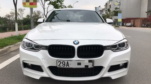 Cần bán lại xe BMW 3 Series AT đời 2013, màu trắng số tự động