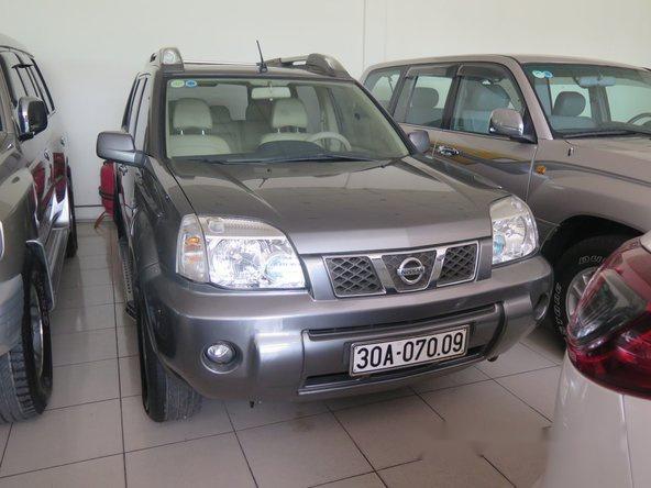 Bán Nissan X trail AT đời 2006, màu xám đã đi 80000 km