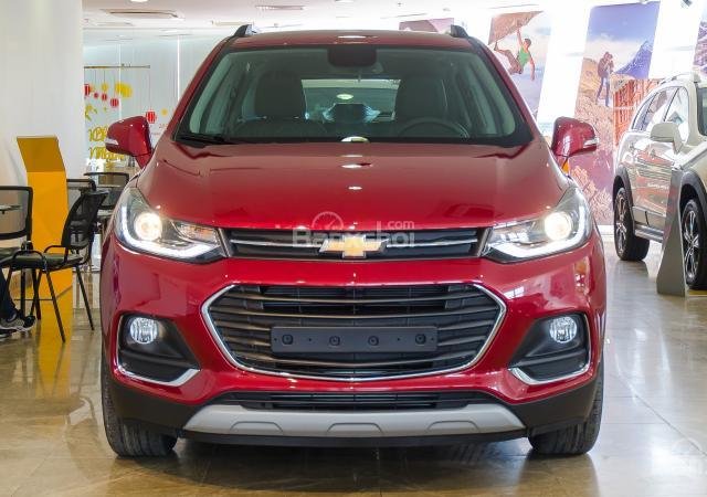 Chevrolet Trax New 2017 màu đỏ, hỗ trợ vay đến 85 - 100%. LH: Trang 0986 706 594