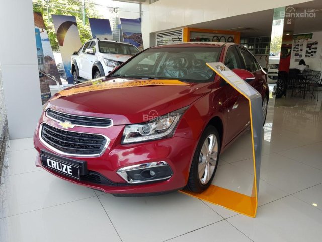 Bán xe Chevrolet Cruze LTZ 1.8, trả truớc chỉ 200 triệu 2018, màu đỏ