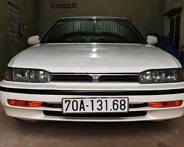 Cần bán lại xe Honda Accord LX đời 1992, màu trắng, nhập khẩu chính hãng chính chủ, giá 130tr