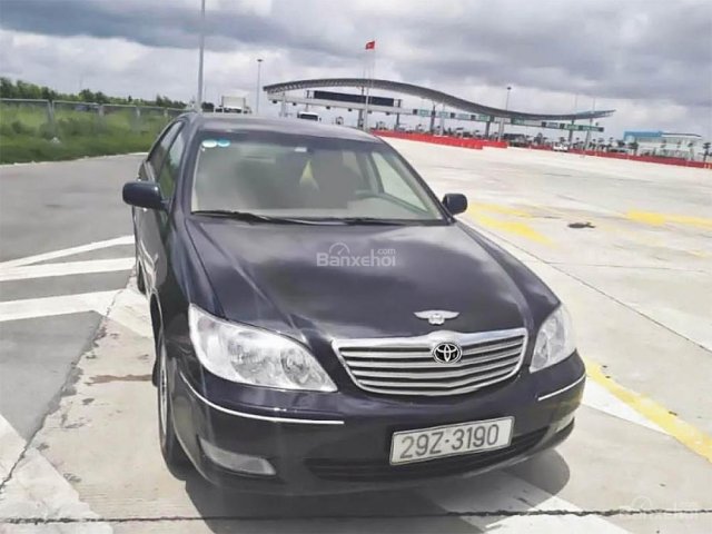 Bán xe Toyota Camry 2.4G đời 2002, màu đen xe gia đình, giá chỉ 355 triệu