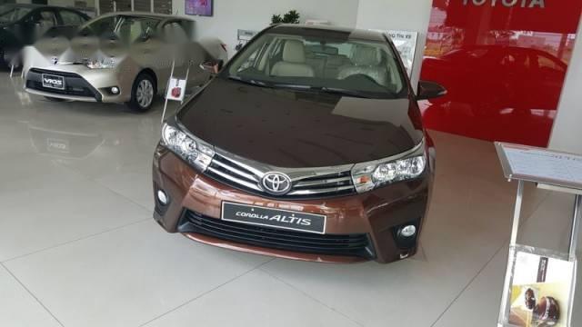 Bán Toyota Corolla Altis 1.8G đời 2017, màu nâu, giá tốt