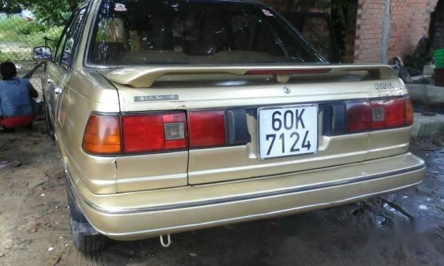 Bán Toyota Corona đời 1986, màu vàng, nhập khẩu