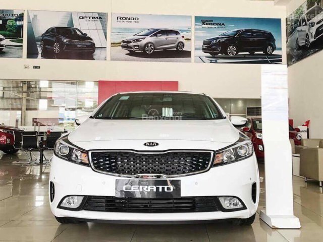 Bán Kia Cerato 1.6AT 2018 bản nâng cấp thể thao. Hỗ trợ trả góp lãi suất thấp, trả trước chỉ từ 140tr đồng