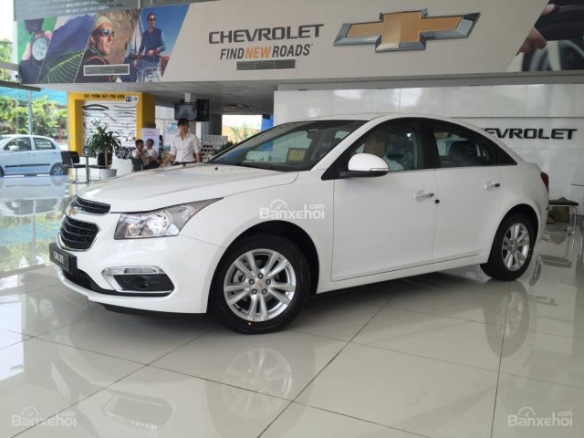 Cần bán Chevrolet Cruze LT 1.6MT năm 2017, hỗ trợ vay ngân hàng 80%. Gọi Ms. Lam 0939 19 37 18