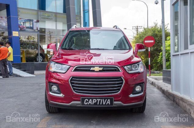 Bán ô tô Chevrolet Captiva Revv LTZ 2.4 AT đời 2017, hỗ trợ vay ngân hàng 80%, gọi Ms. Lam 0939 19 37 18