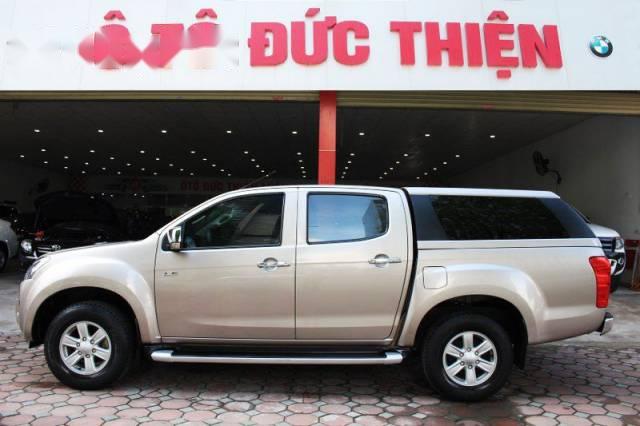 Bán Isuzu Dmax đời 2014, màu vàng số tự động, giá 520tr