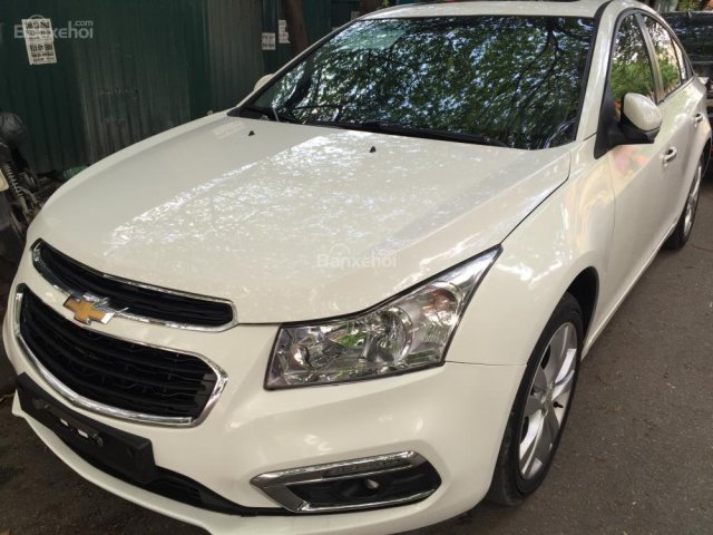 Cần bán Chevrolet Cruze LTZ năm 2015, màu trắng