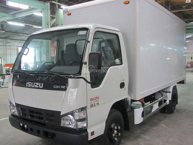 Bán xe tải Isuzuz 1,9tan , 5 tấn tấn thùng bạt, thùng chở xe máy, chở gia súc, LH: 0968.089.522 để có giá tốt