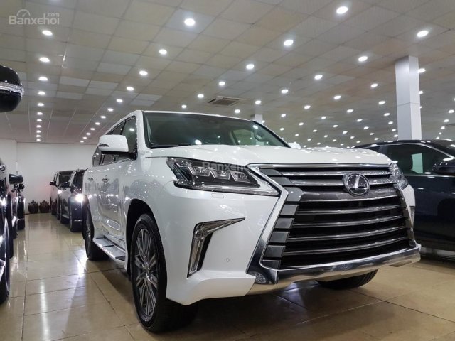 Bán ô tô Lexus LX 570 xuất Mỹ sản xuất năm 2016, màu trắng, nhập khẩu nguyên chiếc