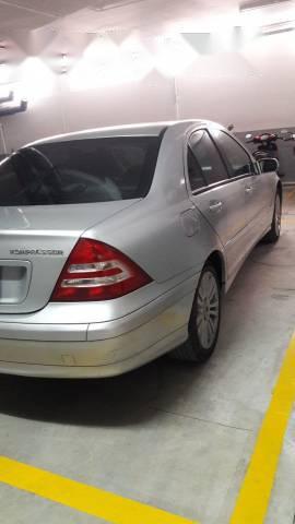 Cần bán lại xe Mercedes C class đời 2007, màu bạc, xe nhập, giá chỉ 320 triệu