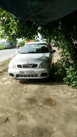 Cần bán gấp Daewoo Lanos đời 2005, màu bạc, 125tr