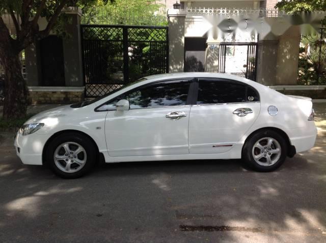 Bán Honda Civic 1.8 đời 2007, màu trắng