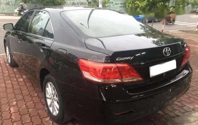 Cần bán gấp Toyota Camry đời 2011, màu đen, giá tốt