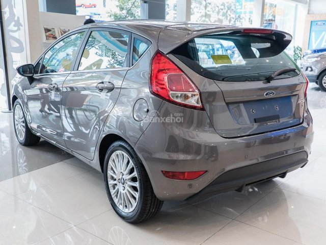 Xe Ford Fiesta 2017 giá tốt nhất