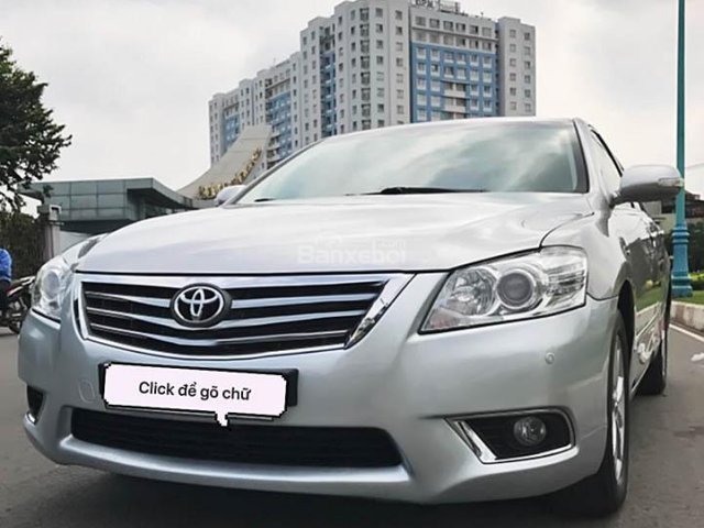 Bán Toyota Camry đời 2010, màu bạc, xe gia đình, 675 triệu