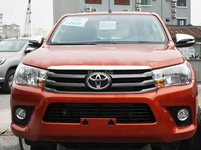 Bán xe Toyota Hilux E đời 2017, xe nhập, giá tốt