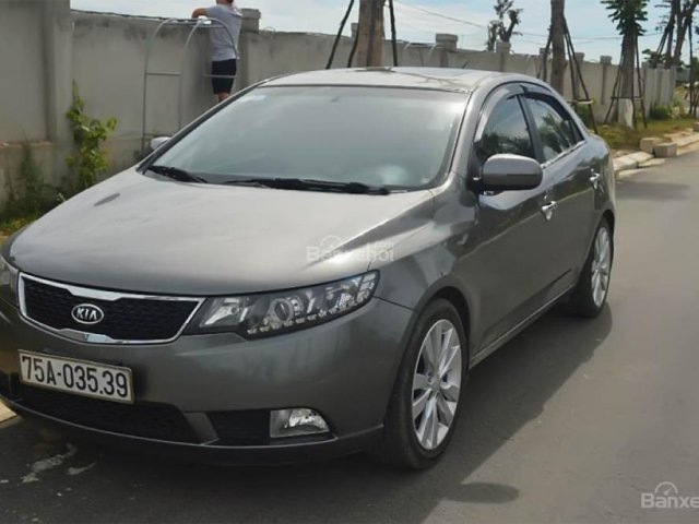 Cần bán gấp Kia Forte SX đời 2011, màu xám, giá chỉ 418 triệu