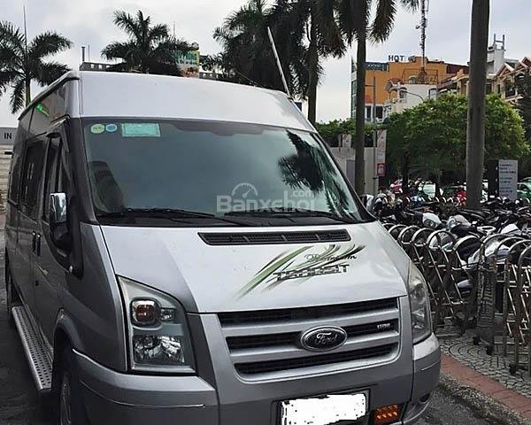 Bán Ford Transit đời 2013, màu bạc ít sử dụng, giá 560tr