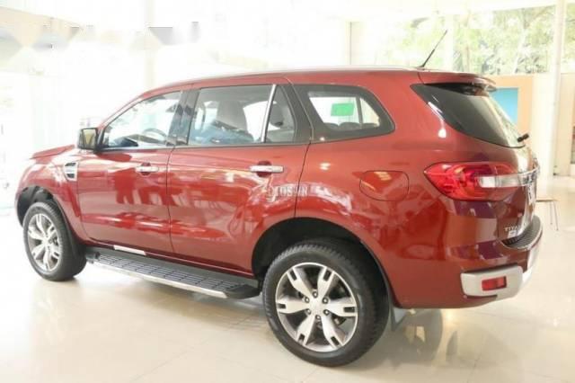 Bán Ford Everest đời 2017, màu đỏ, xe mới