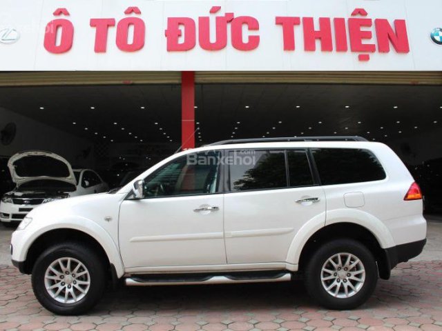 Bán Mitsubishi Pajero Sport 3.0AT đời 2012, màu trắng