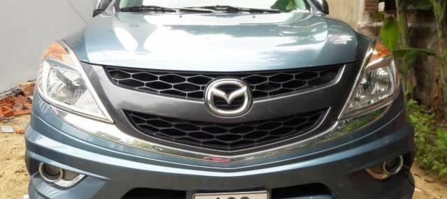 Cần bán gấp Mazda BT 50 đời 2013 ít sử dụng