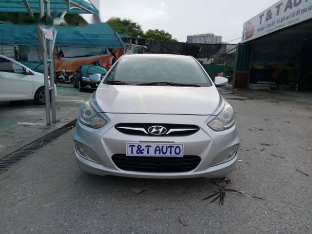 Bán xe cũ Hyundai Accent đời 2011, màu bạc, xe nhập