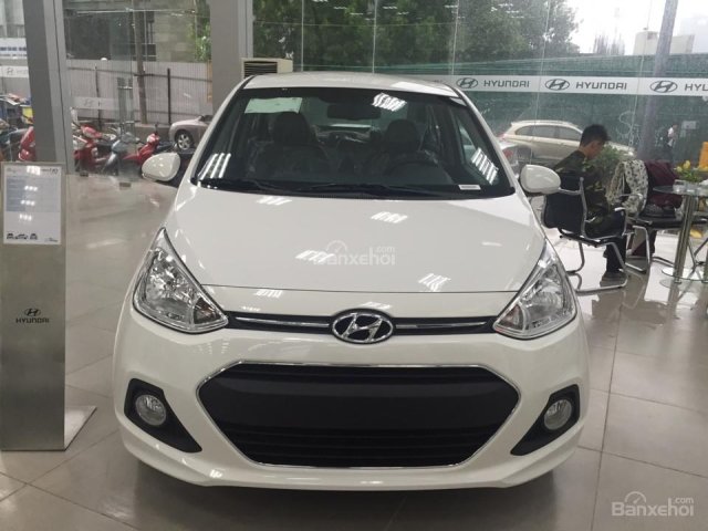 Bán xe Hyundai Grand i10 đời 2018, giá 330tr, hỗ trợ vay mua trả góp 80% giá trị xe0