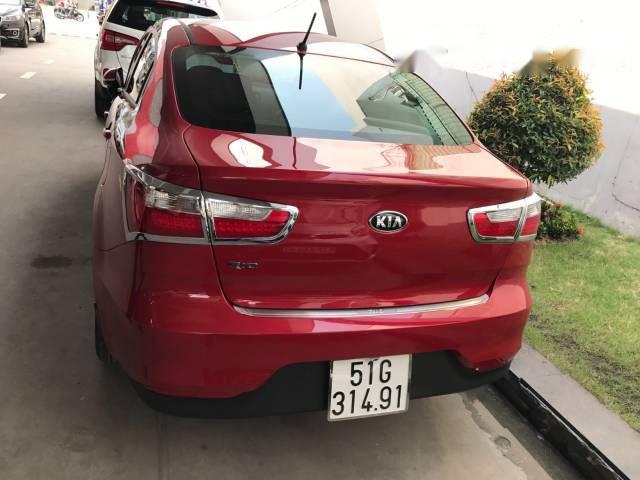 Cần bán xe Kia Rio đời 2017, màu đỏ